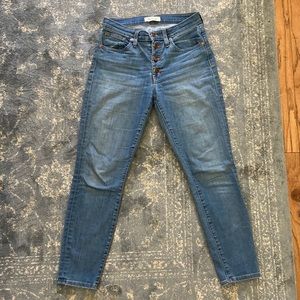 Madewell 9” high riser skinny crop jeans.  Good condition.  Size 27